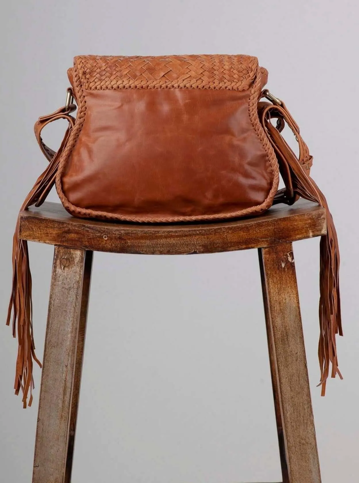 Adelaide Leather Saddle Bag Pecan