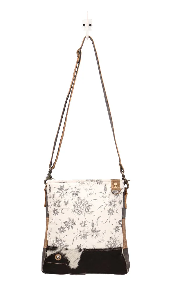 Albino Shoulder Bag