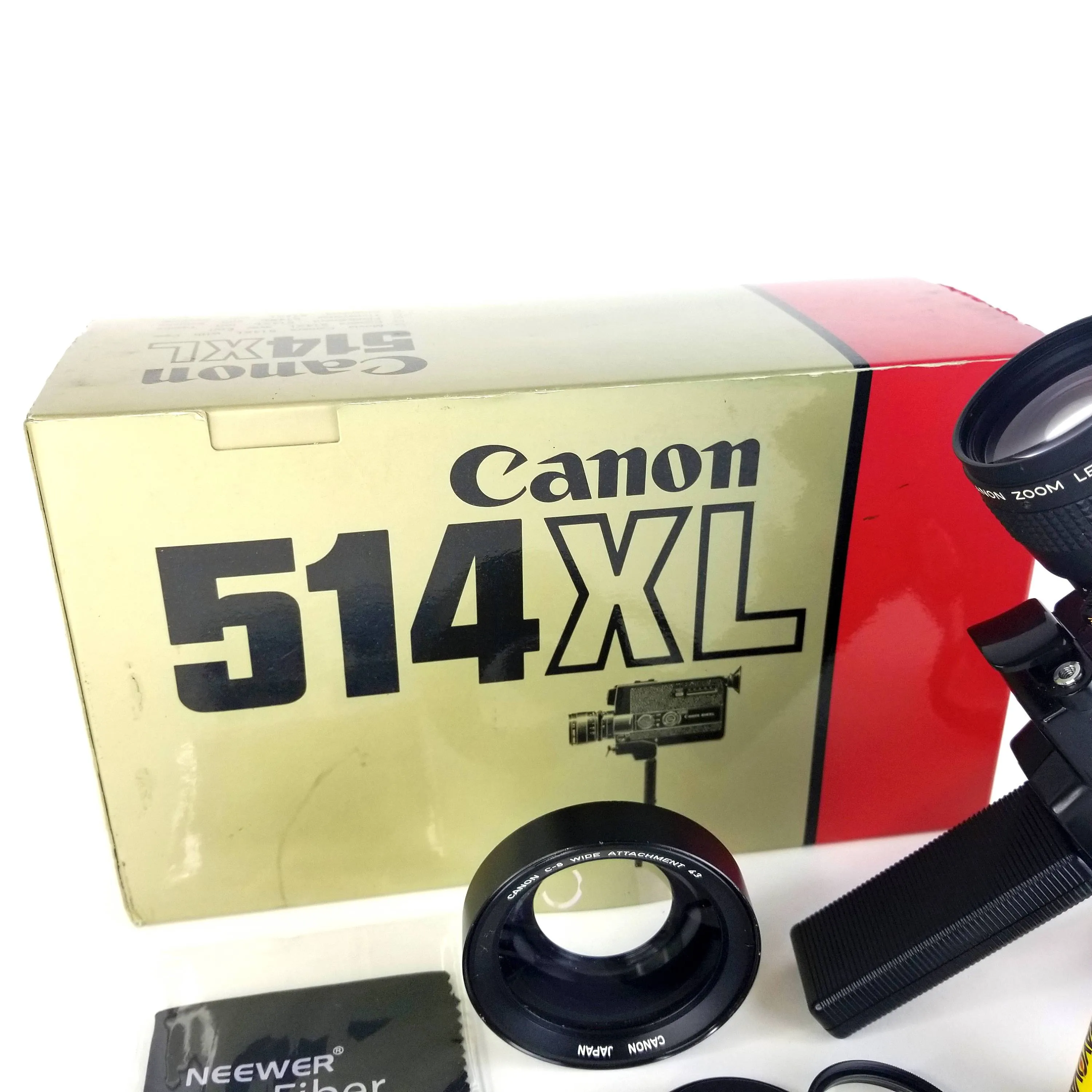 Canon 514XL Super 8 Camera Professionally Serviced With Retail Box & C-8 Wide Attachment