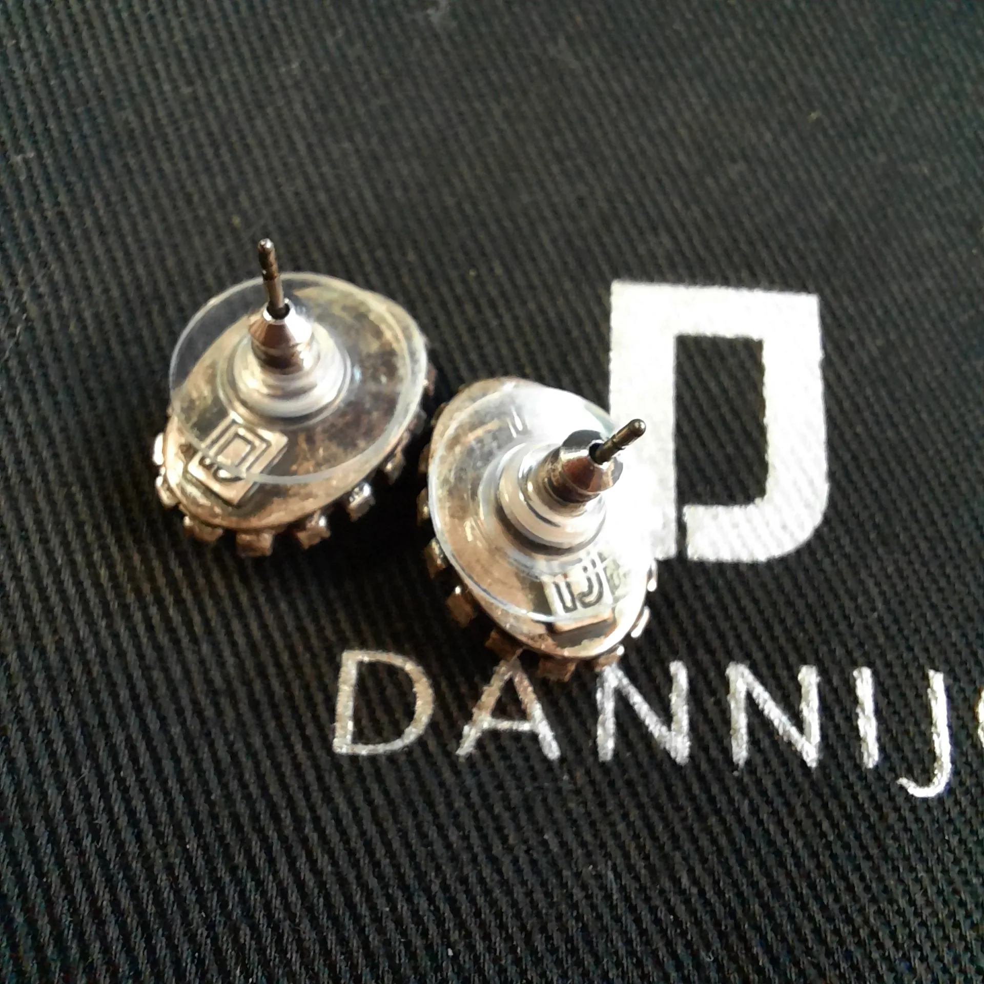 Dannijo Cowrie Shell Stud Earring