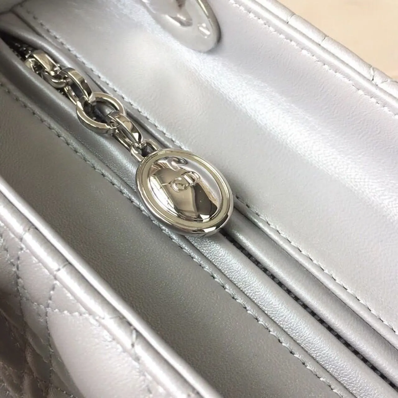 DI Medium Opaline Gray Pearlescent Cannage Lady Bag Hardware Pearl Gold For Women 9.5in/24cm CD