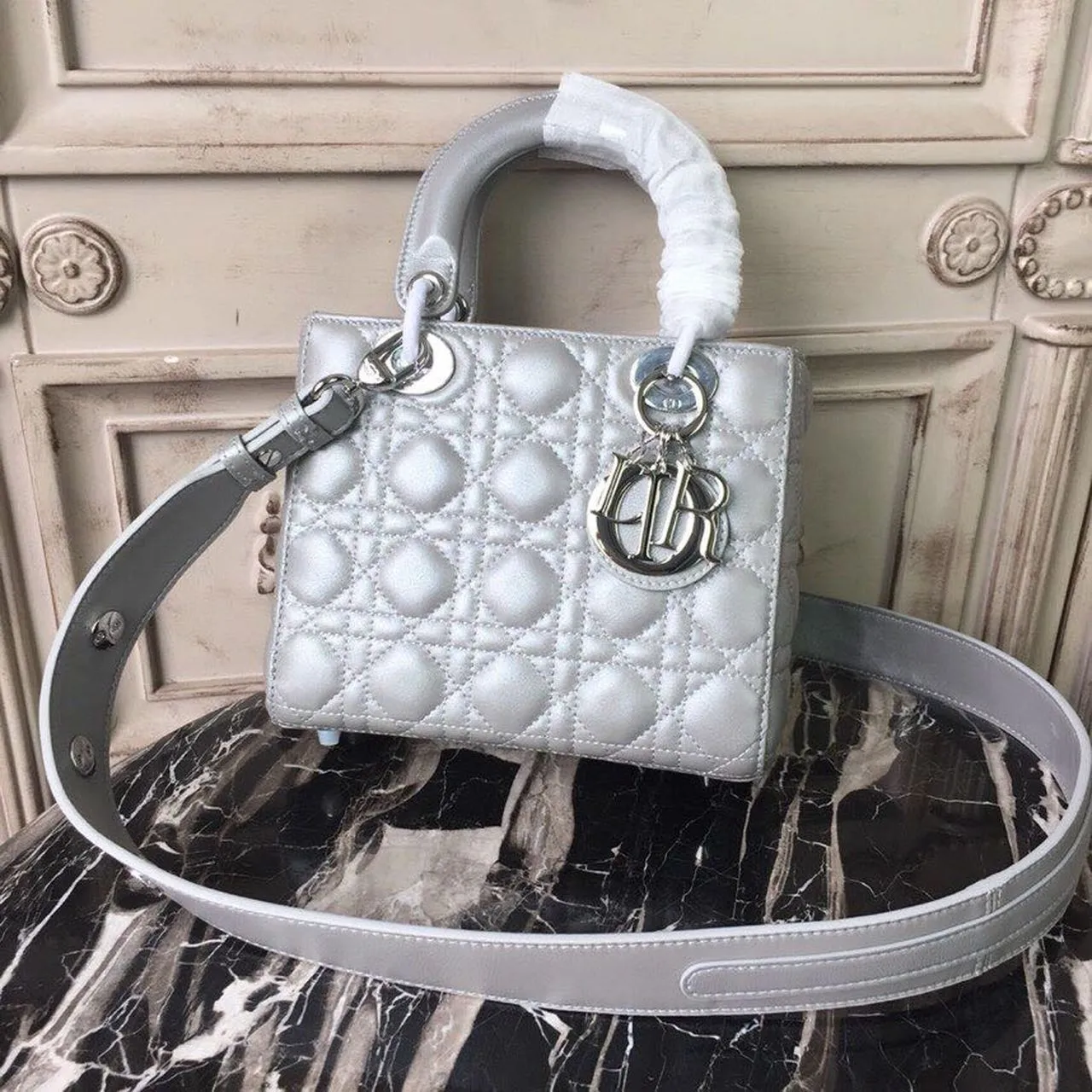 DI Small Opaline Gray Pearlescent Cannage Lady Bag Hardware Pearl Silver For Women 8in/20cm CD