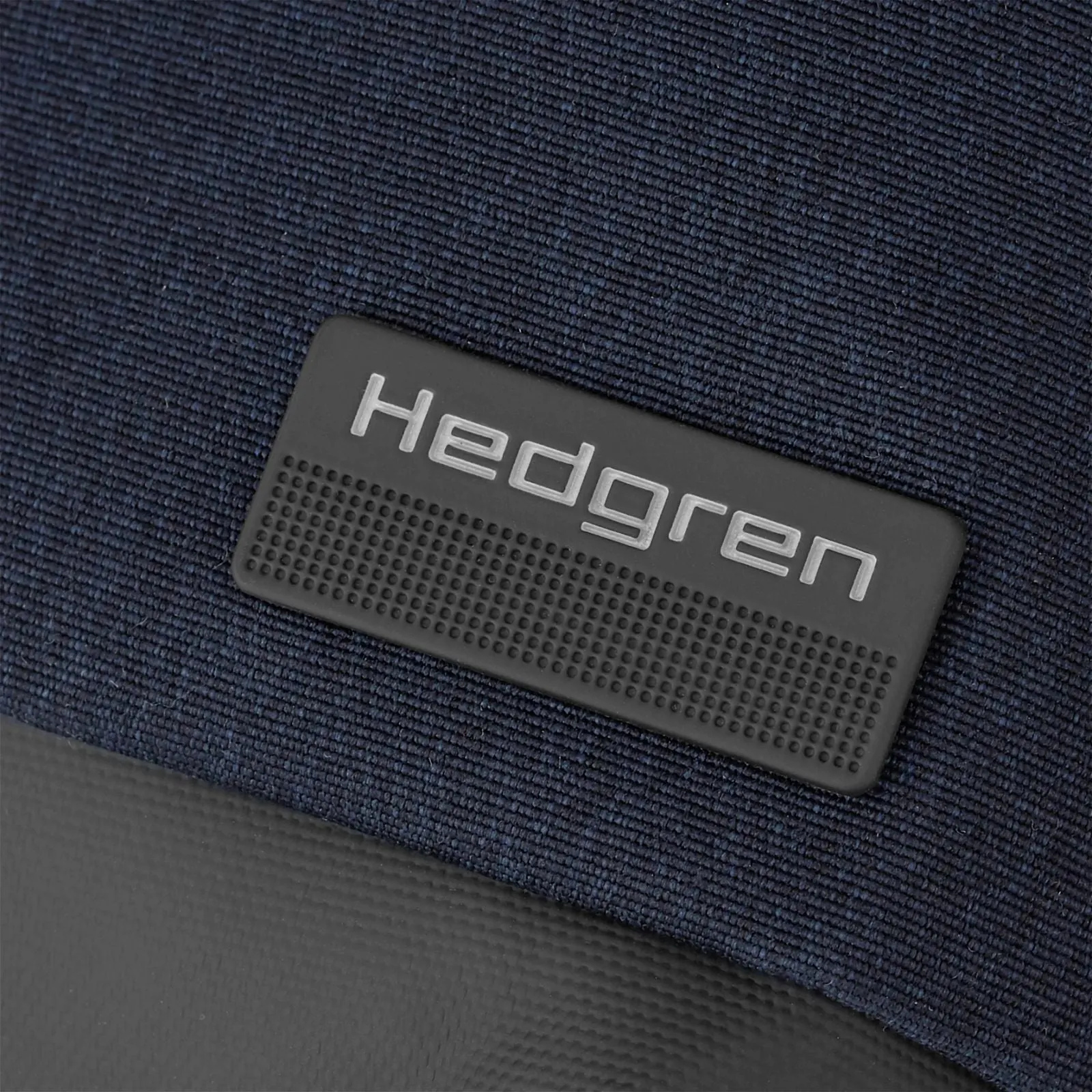 Hedgren INC Men's Vertical Crossover 10" Tablet Bag with RFID