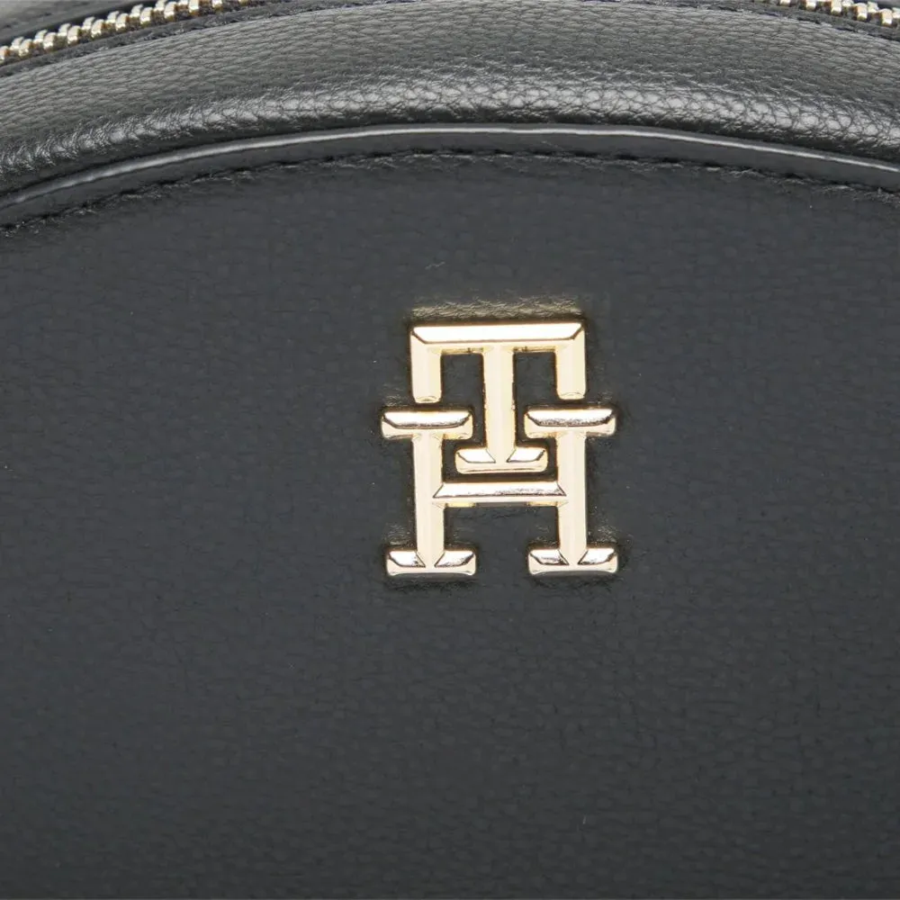 Tommy Hilfiger Life Half Moon Camera Bag AW0AW14471-BLK