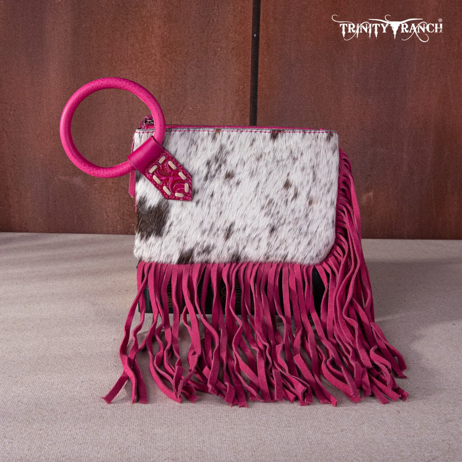 TR167-A181 Trinity Ranch Genuine Hair-On Cowhide Ring Handle Wristlet Clutch Bag - Hot Pink