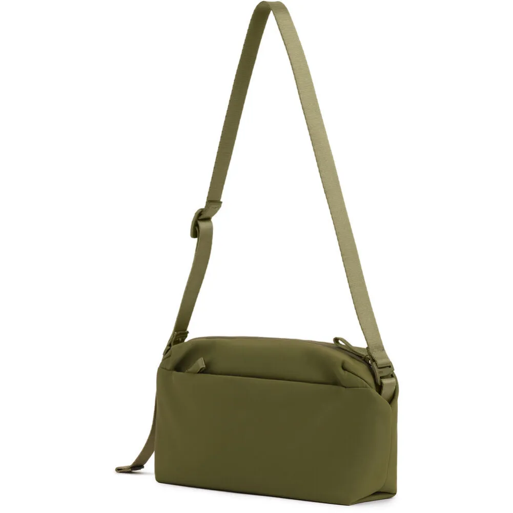 Urth Dolomite Cross-Body Camera Sling Bag