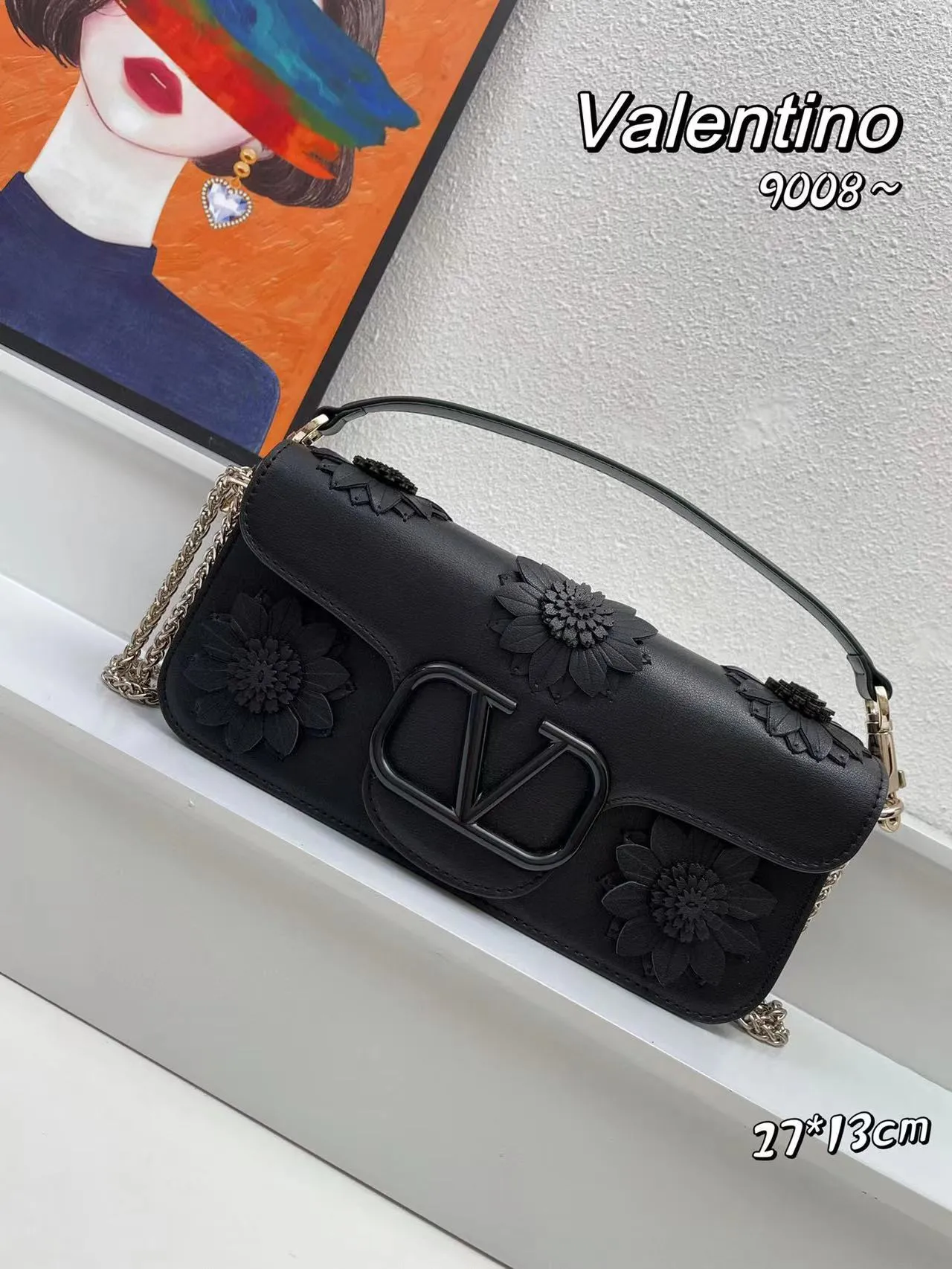 VLTN083 LOCÒ SHOULDER BAG WITH APPLIQUE FLOWERS / W10.6xH5.1xD2.3 in